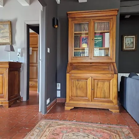 La Maison De Famille * Le Nayrac